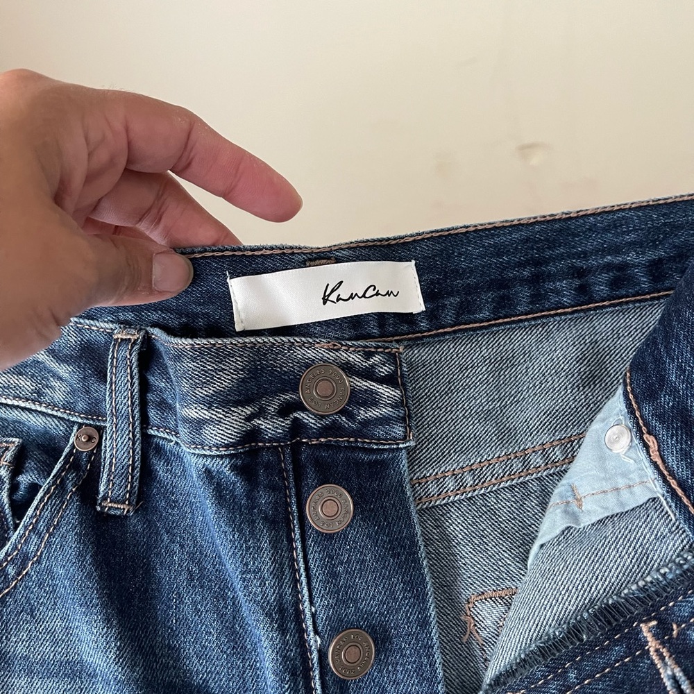 KanCan Womens Size 11/29 Denim Medium Wash Buttons, Style Estilo